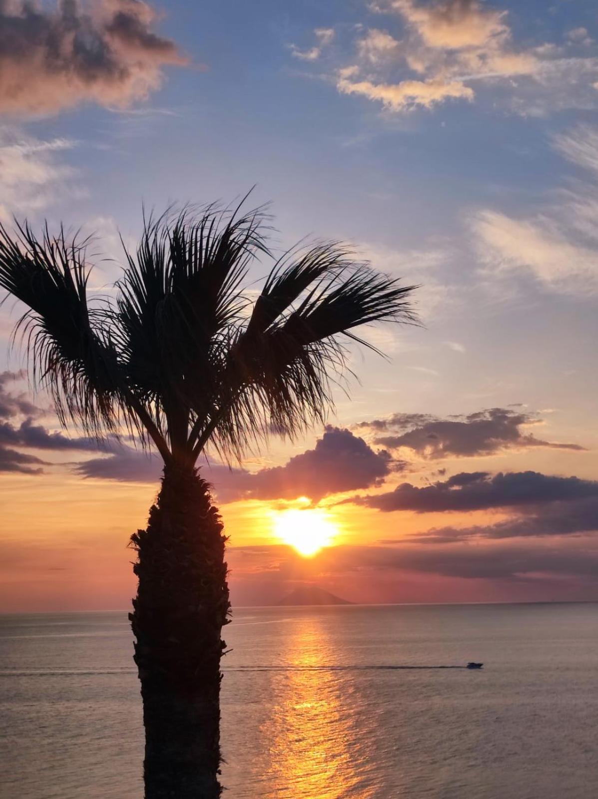 Appartamento Residenza Stefanelli Capo Vaticano Esterno foto